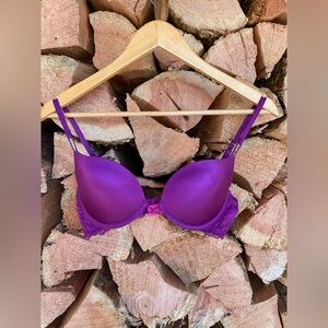 Women’s 34C Beyond Sexy Classic Plunge Neon Purple Lace Women's Bra Coquette Y2K